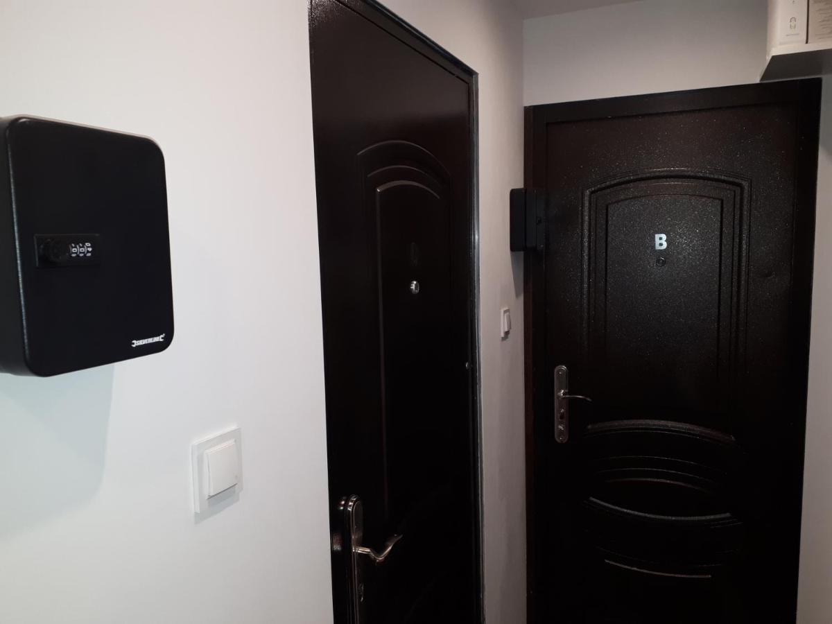 Apartamenty Centrum Mala Dwojeczka Blekitna Panoramiczna Balkonem Promenada Kielce Ngoại thất bức ảnh